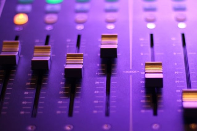 What is audio clipping and how to prevent it