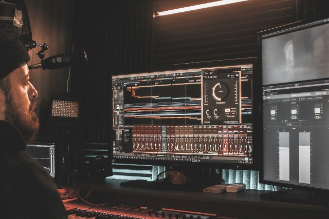 Calculate delay and reverb times for mixing