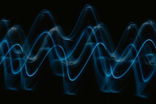 Sample Rate 44.1kHz vs 48kHz Explained