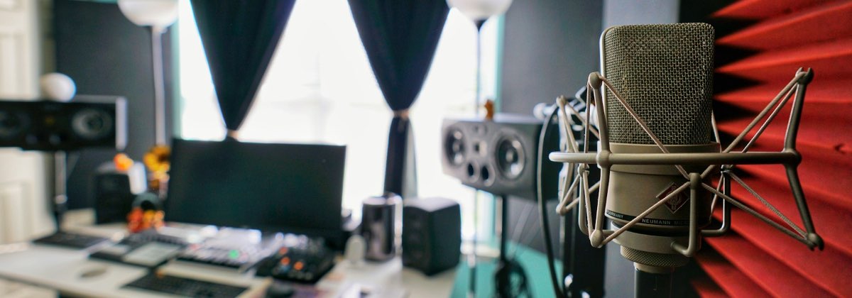 Live streamer microphone setup needing a noise gate to block keyboard typing sounds